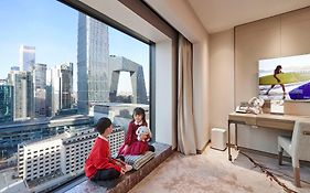 Shangri-la's China World Hotel, Beijing